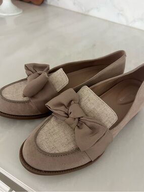 Bandolino casual loafers size 6